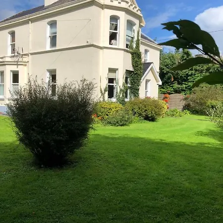 Сasa de vacaciones Manor Banba House Sleeps 2-26 Galway