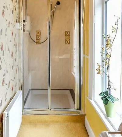 Manor Banba House Sleeps 2-26 Сasa de vacaciones Galway